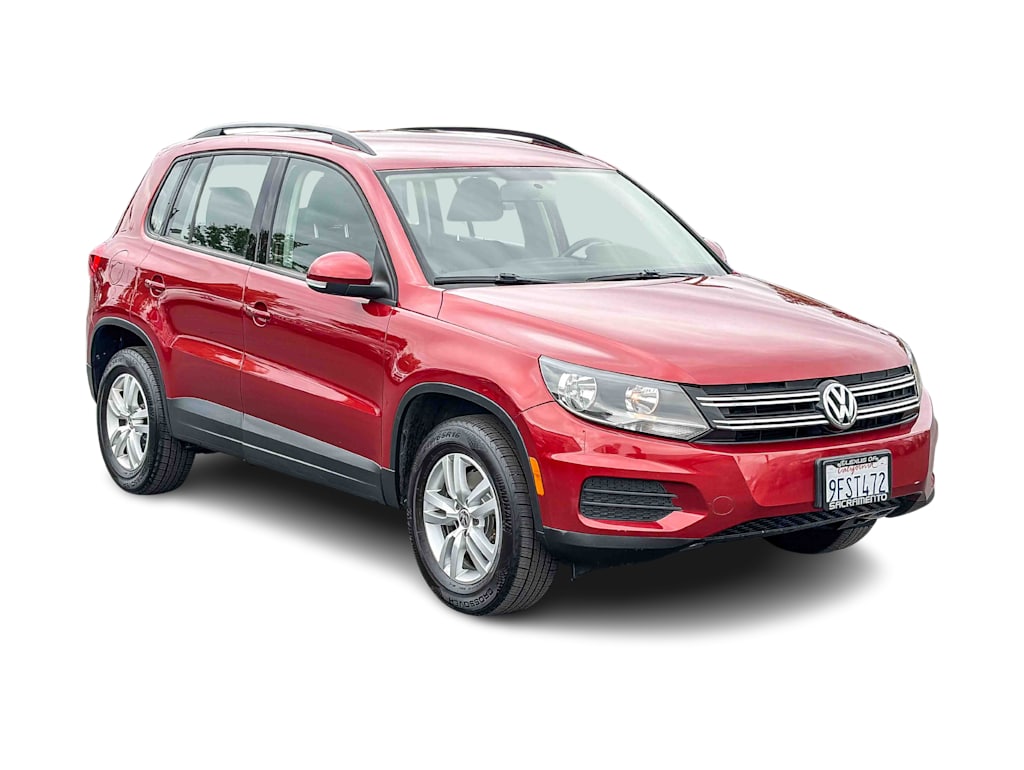 Thumbnail: 2015 Volkswagen Tiguan - 17