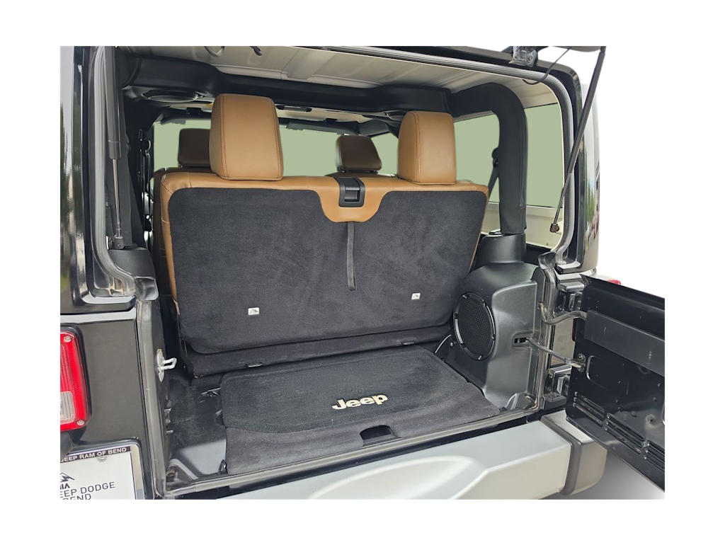 Thumbnail: 2012 Jeep Wrangler - 15