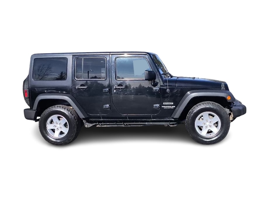 Thumbnail: 2016 Jeep Wrangler - 15