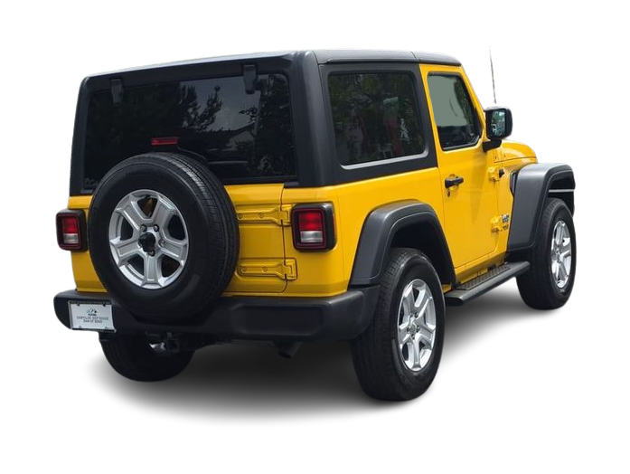 Thumbnail: 2020 Jeep Wrangler - 18