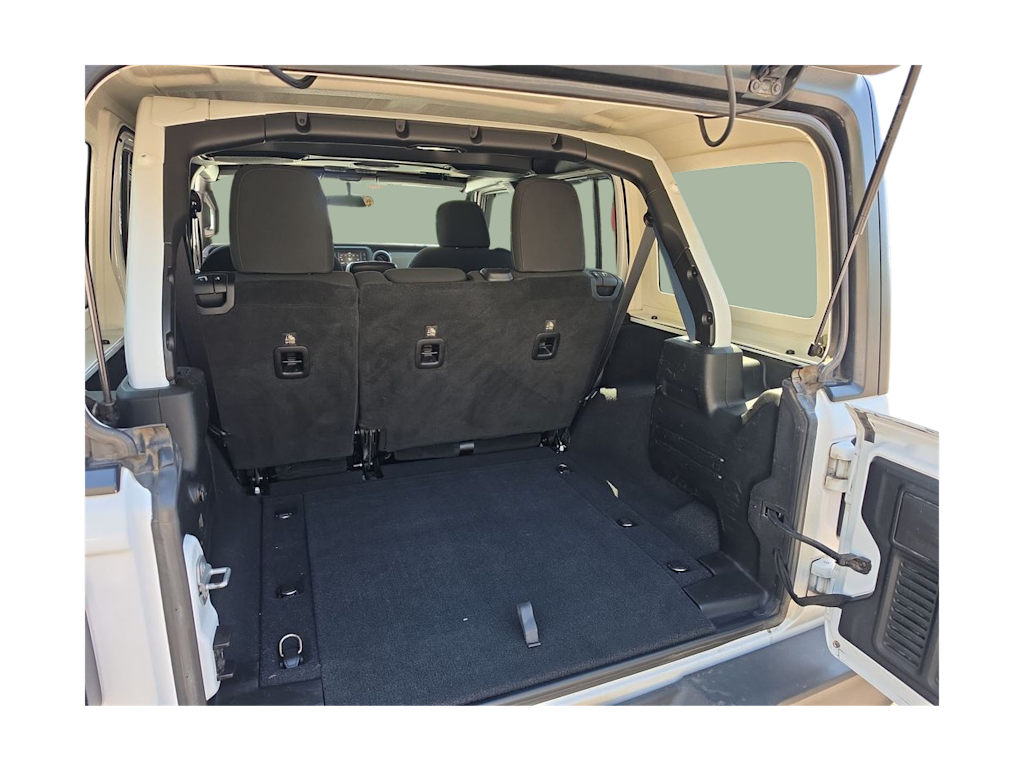 Thumbnail: 2018 Jeep Wrangler - 12
