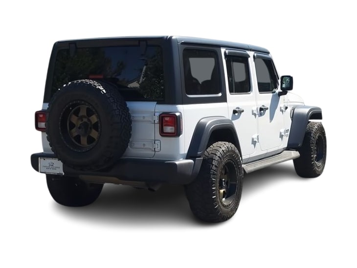 Thumbnail: 2018 Jeep Wrangler - 17
