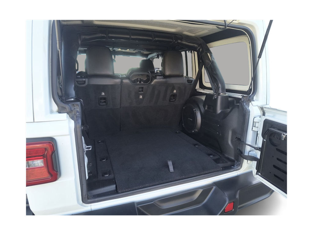 Thumbnail: 2020 Jeep Wrangler - 14