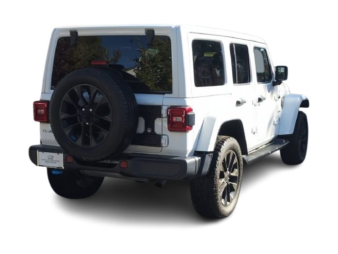 Thumbnail: 2022 Jeep Wrangler - 18