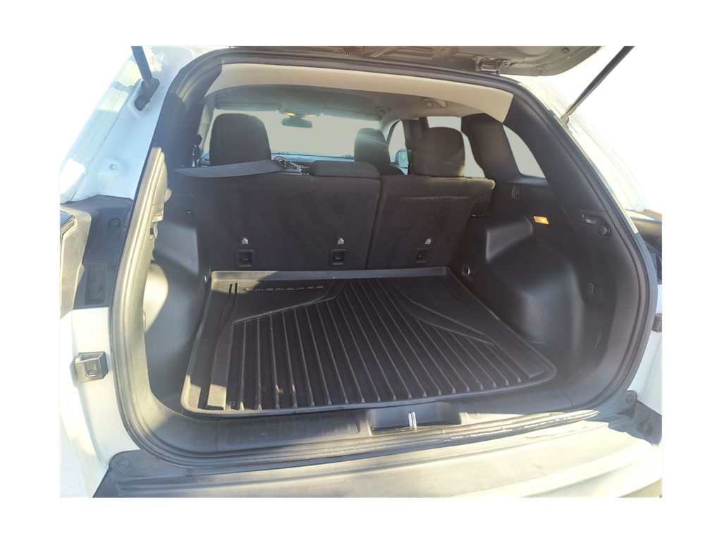 Thumbnail: 2019 Jeep Cherokee - 15