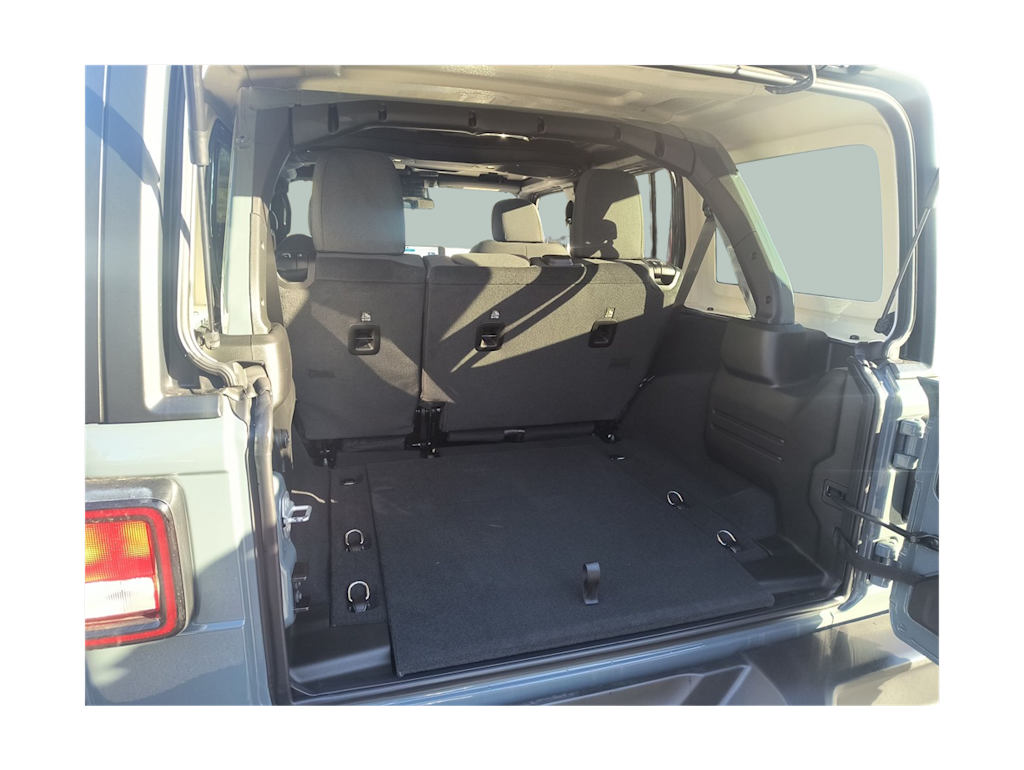 Thumbnail: 2026 Jeep Wrangler - 15