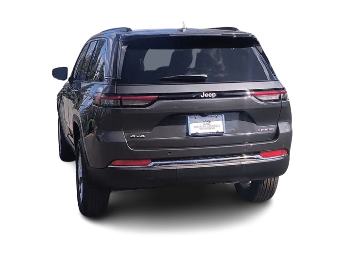 2025 Jeep Grand Cherokee Laredo 17