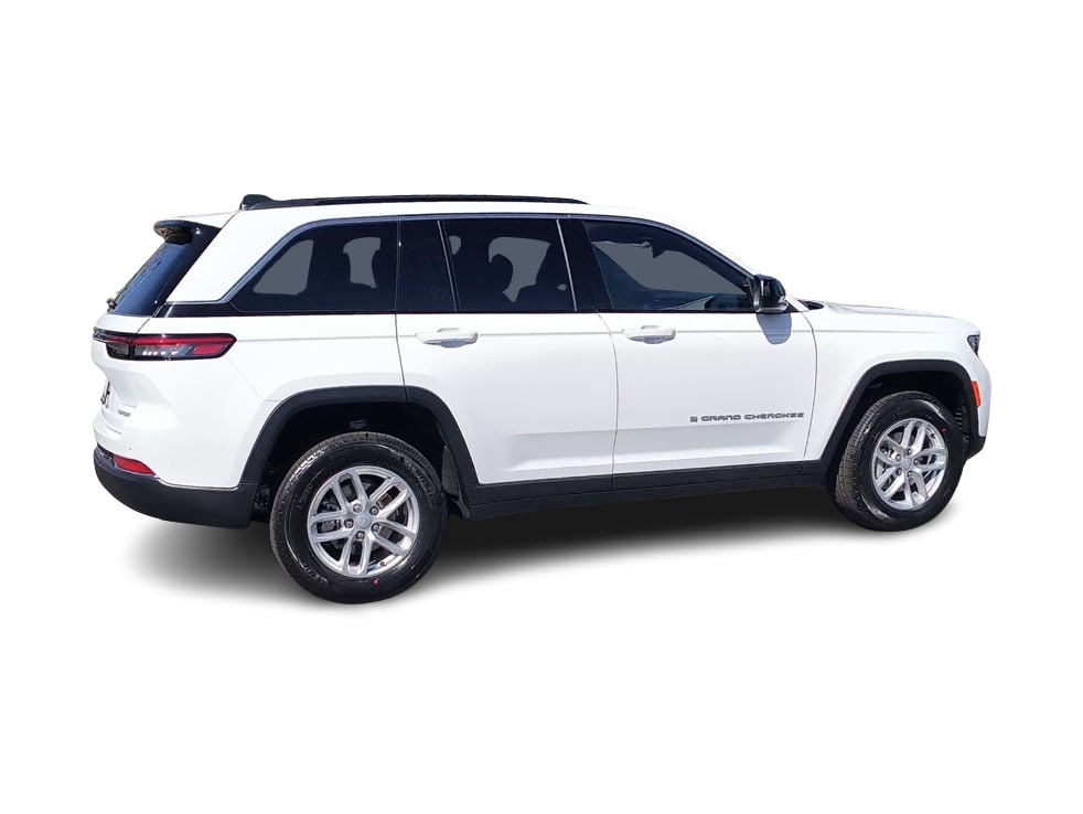2025 Jeep Grand Cherokee Laredo 19