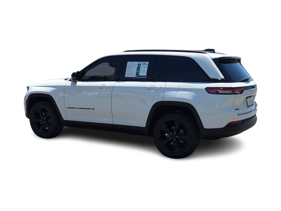 Thumbnail: 2023 Jeep Grand Cherokee - 16