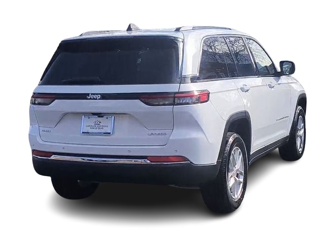 Thumbnail: 2026 Jeep Grand Cherokee - 18