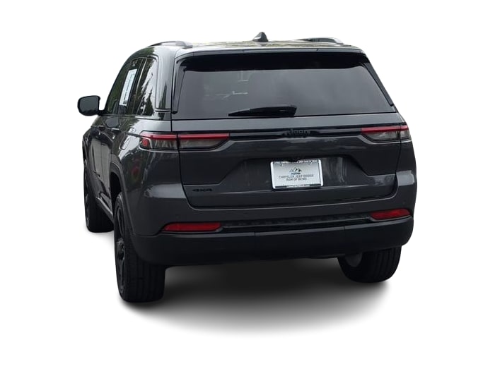 Thumbnail: 2023 Jeep Grand Cherokee - 17