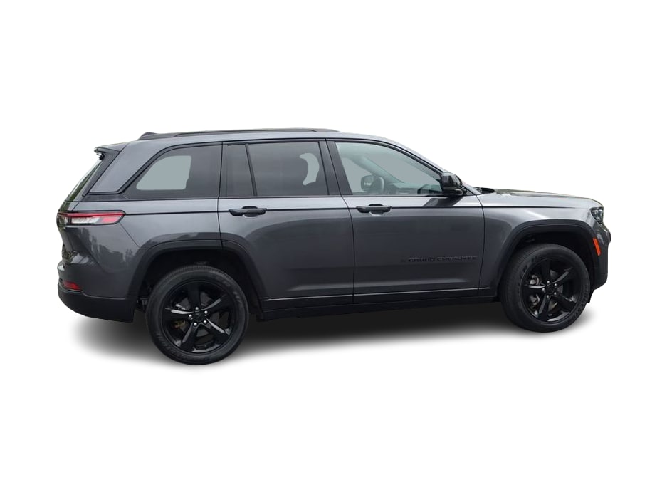 Thumbnail: 2023 Jeep Grand Cherokee - 19
