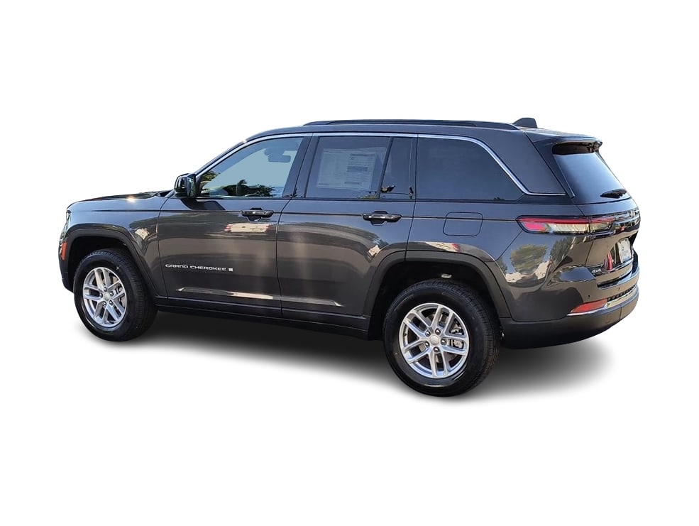 Thumbnail: 2025 Jeep Grand Cherokee - 16