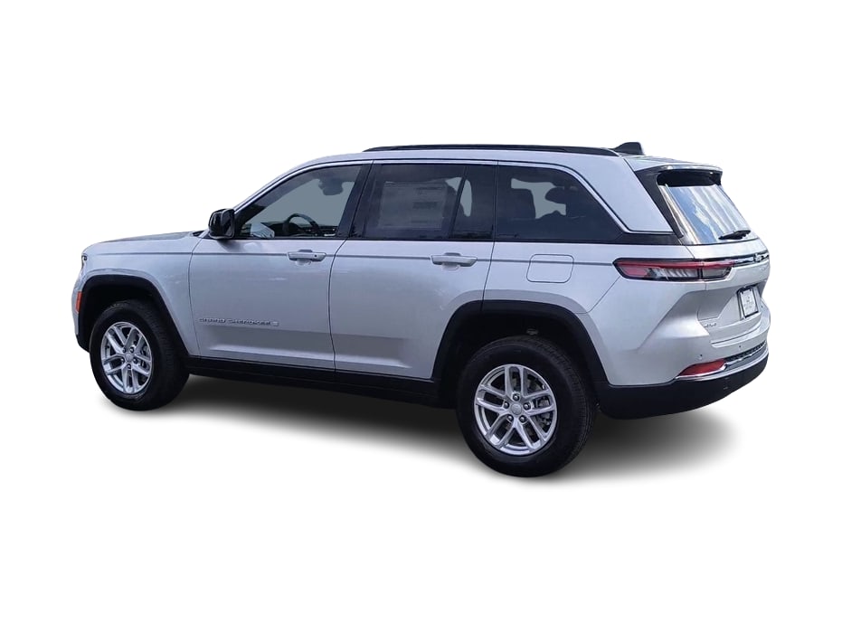 Thumbnail: 2025 Jeep Grand Cherokee - 17