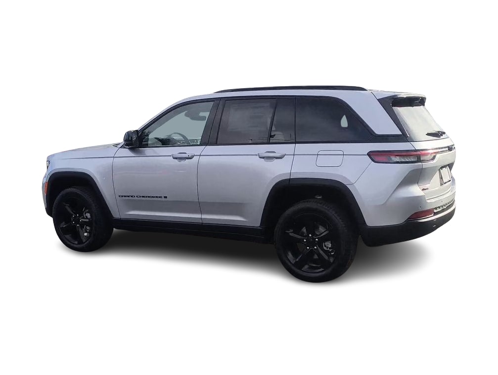 Thumbnail: 2025 Jeep Grand Cherokee - 17