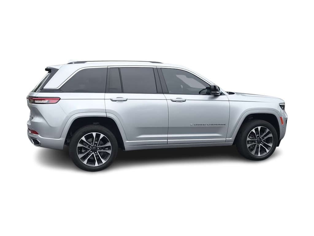 Thumbnail: 2023 Jeep Grand Cherokee - 19