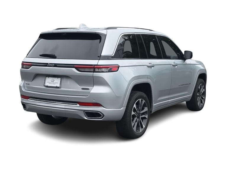 Thumbnail: 2023 Jeep Grand Cherokee - 18