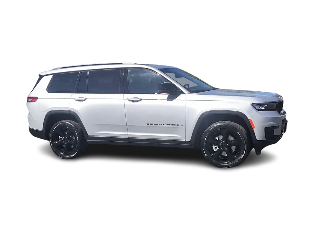 Thumbnail: 2025 Jeep Grand Cherokee L - 14