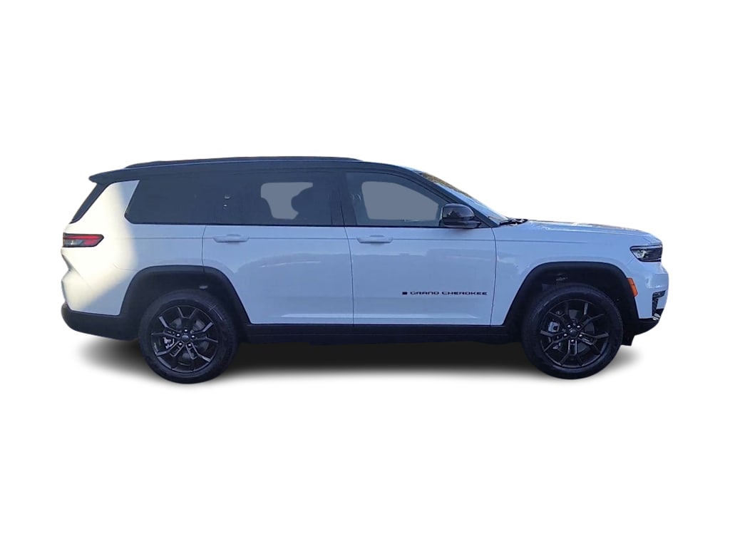 Thumbnail: 2025 Jeep Grand Cherokee L - 15