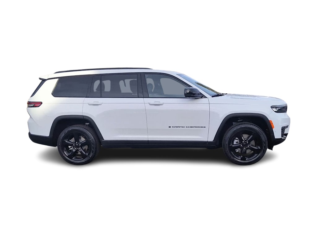 Thumbnail: 2025 Jeep Grand Cherokee L - 16