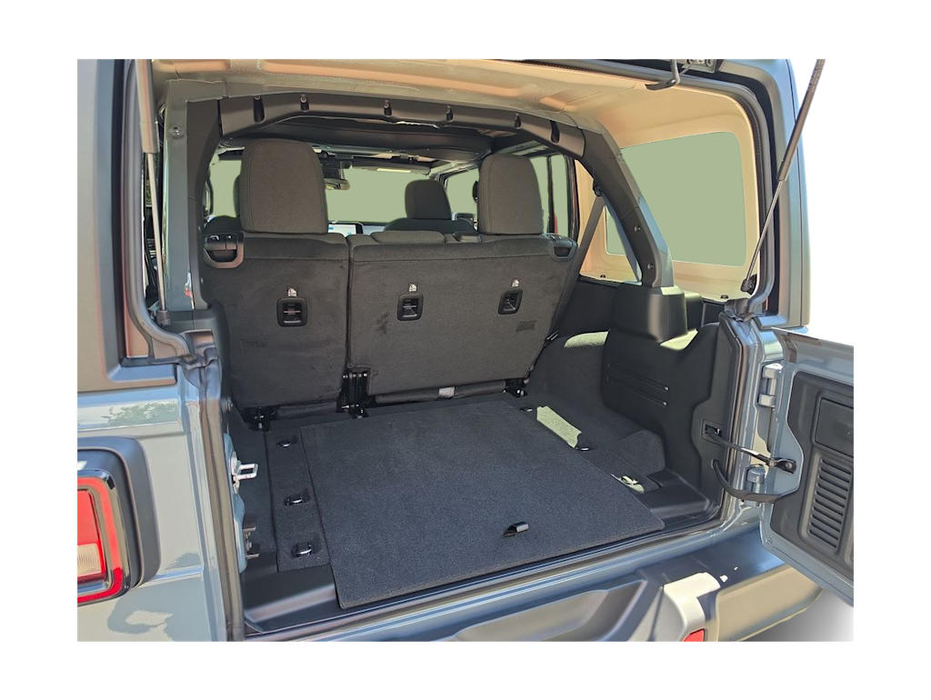 Thumbnail: 2026 Jeep Wrangler - 14