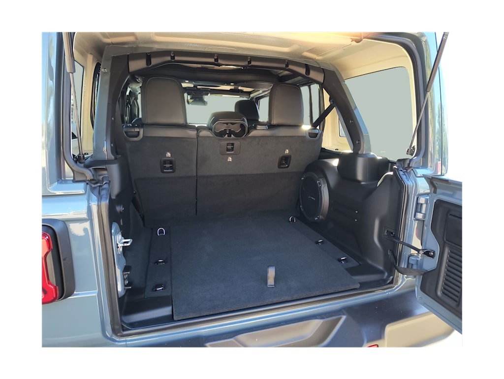 Thumbnail: 2025 Jeep Wrangler - 14