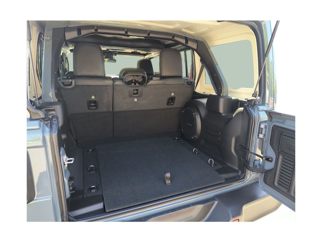 Thumbnail: 2026 Jeep Wrangler - 14