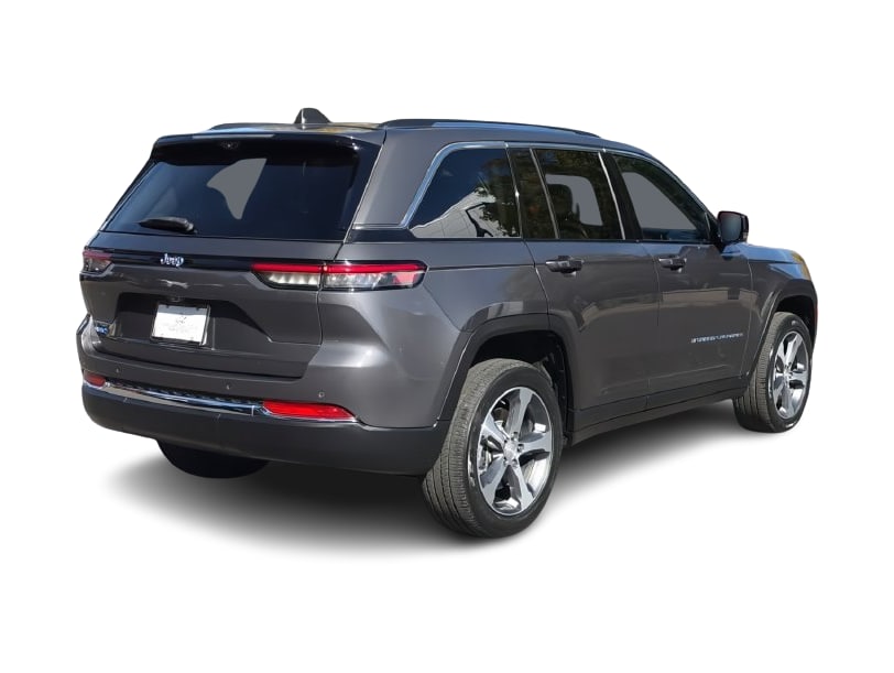 Thumbnail: 2024 Jeep Grand Cherokee - 17