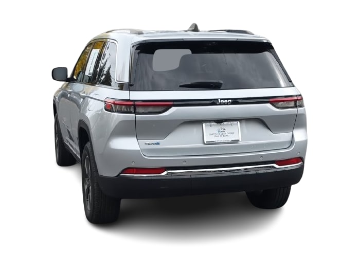 Thumbnail: 2022 Jeep Grand Cherokee - 14