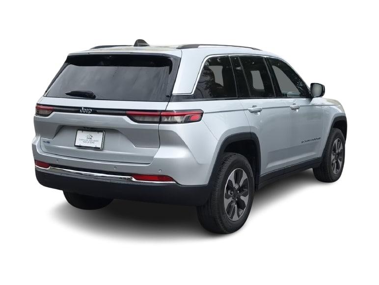 Thumbnail: 2022 Jeep Grand Cherokee - 15