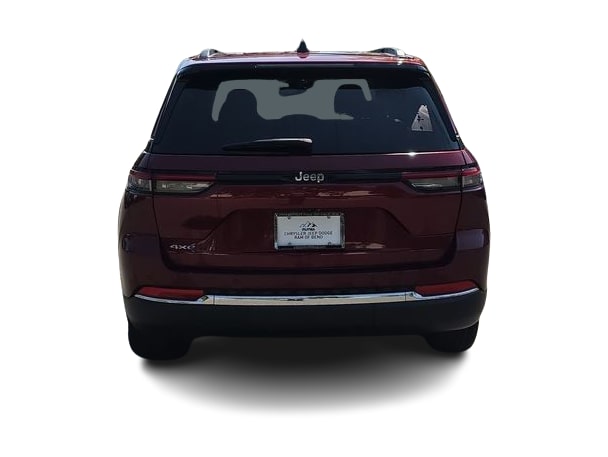 Thumbnail: 2023 Jeep Grand Cherokee - 4