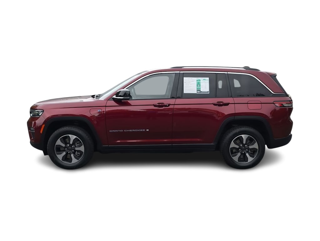Thumbnail: 2023 Jeep Grand Cherokee - 3