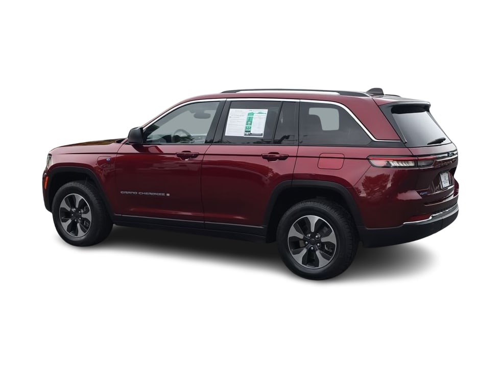Thumbnail: 2023 Jeep Grand Cherokee - 16