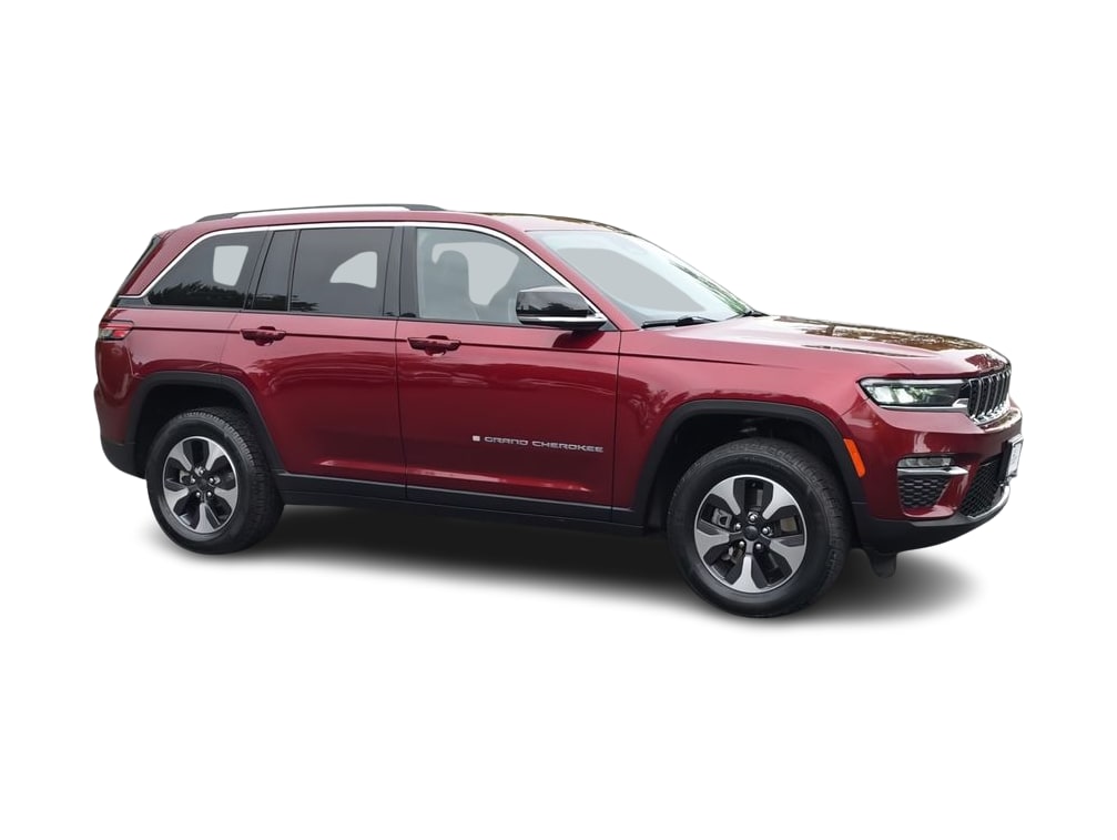 Thumbnail: 2023 Jeep Grand Cherokee - 14