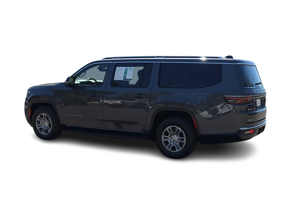 Thumbnail: 2023 Jeep Wagoneer - 15