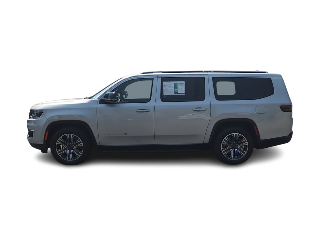 Thumbnail: 2023 Jeep Wagoneer - 3