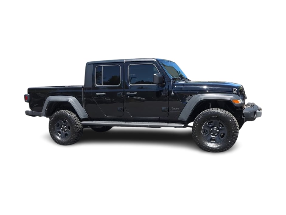 Thumbnail: 2021 Jeep Gladiator - 3