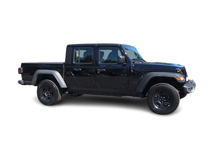 Thumbnail: 2023 Jeep Gladiator - 15