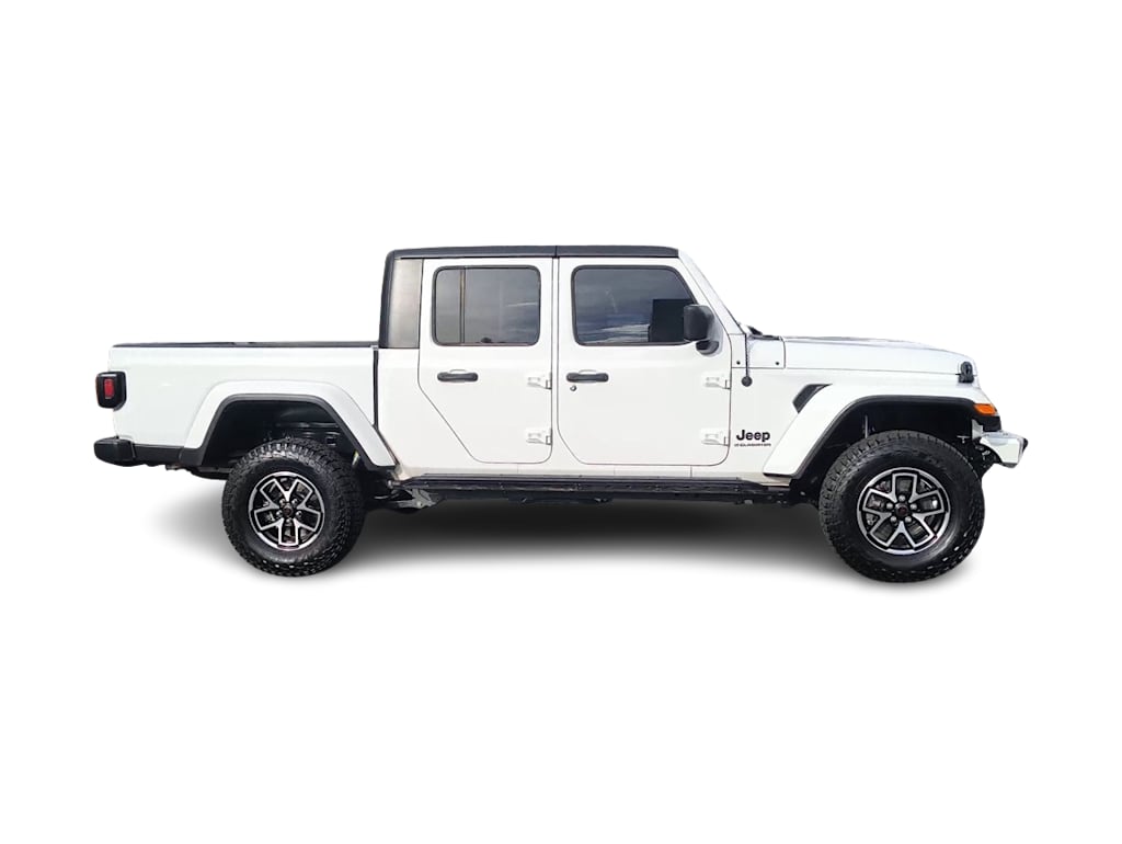 Thumbnail: 2023 Jeep Gladiator - 16