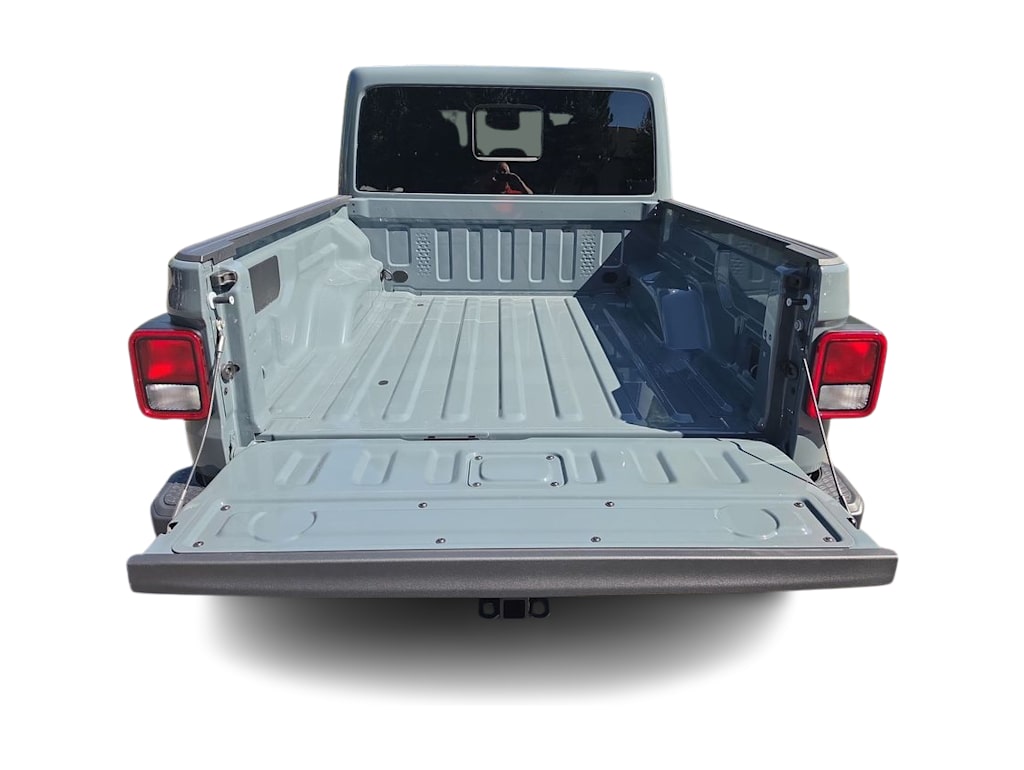 Thumbnail: 2026 Jeep Gladiator - 13
