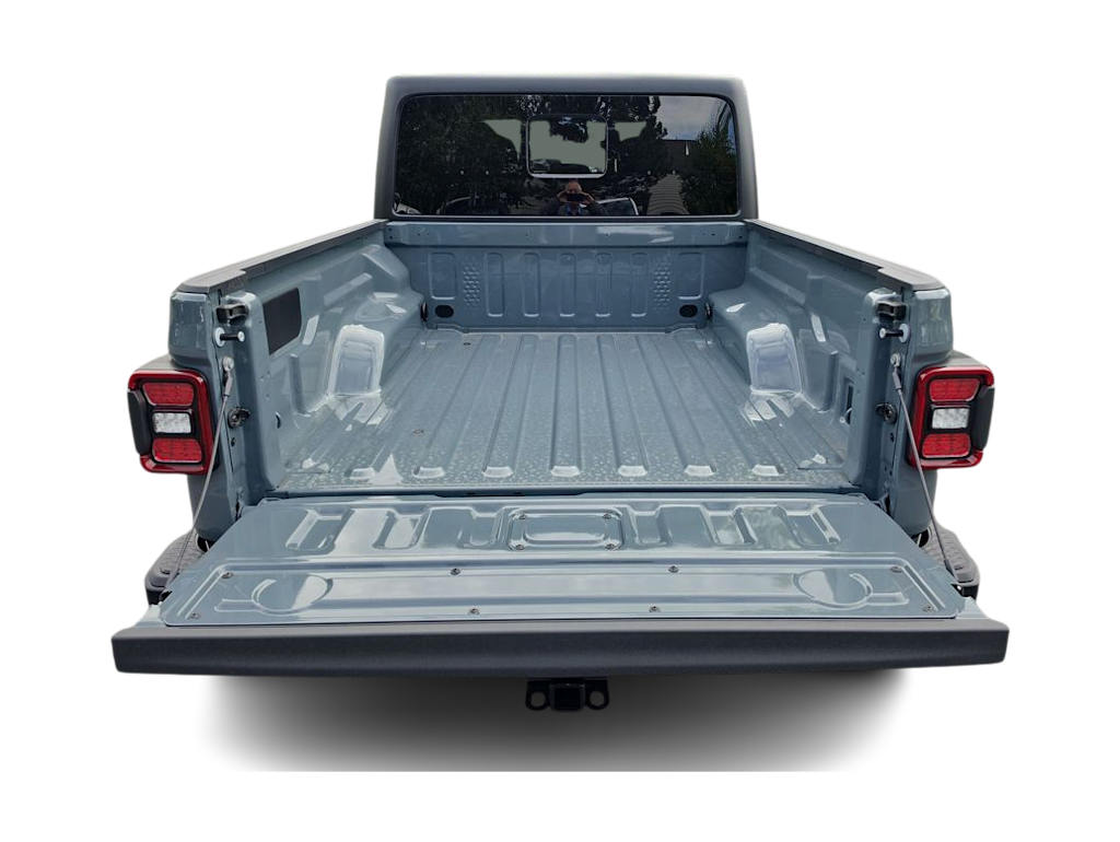 Thumbnail: 2026 Jeep Gladiator - 14