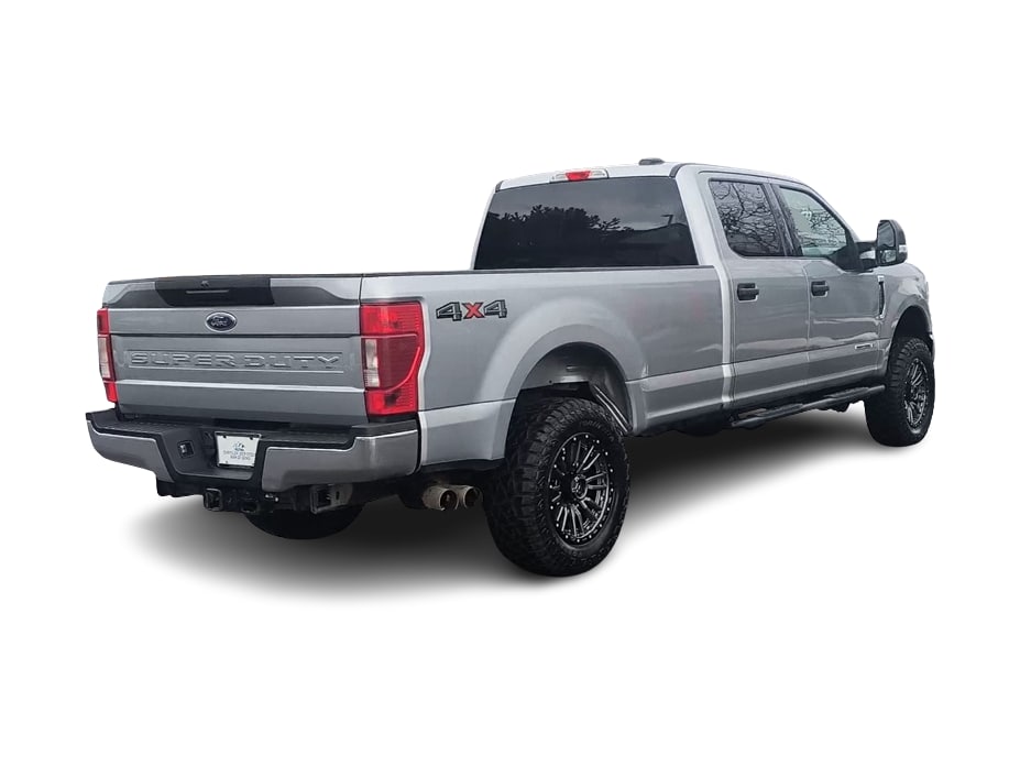 2022 Ford F-350 XLT 17