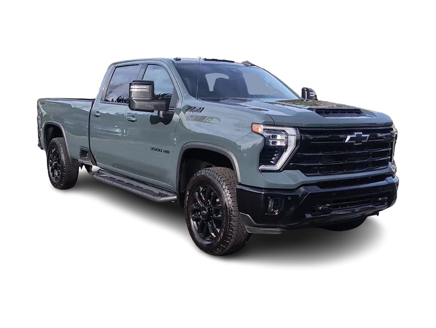 Thumbnail: 2025 Chevrolet Silverado 3500 - 16