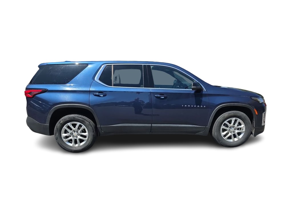 Thumbnail: 2023 Chevrolet Traverse - 7