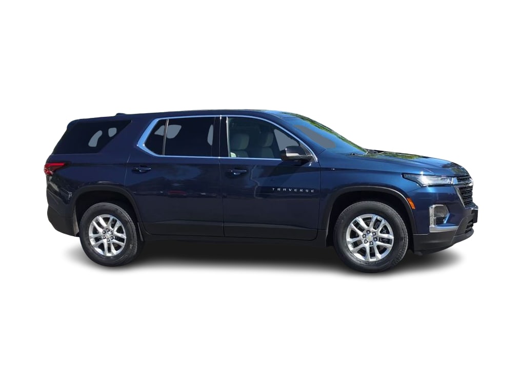 Thumbnail: 2023 Chevrolet Traverse - 14