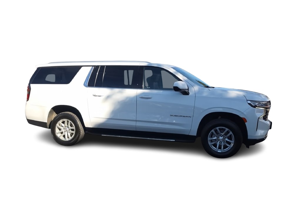 Thumbnail: 2024 Chevrolet Suburban - 3