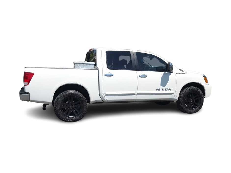 Thumbnail: 2012 Nissan Titan - 19