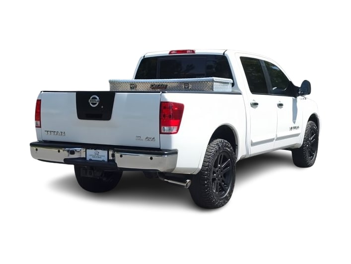Thumbnail: 2012 Nissan Titan - 18