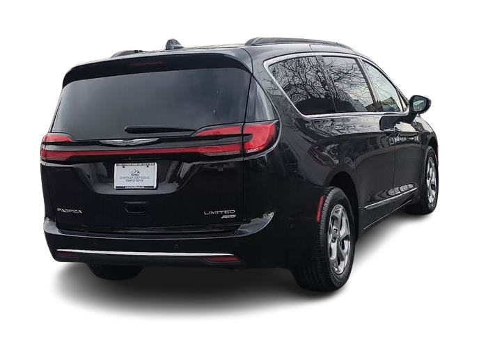 Thumbnail: 2022 Chrysler Pacifica - 18