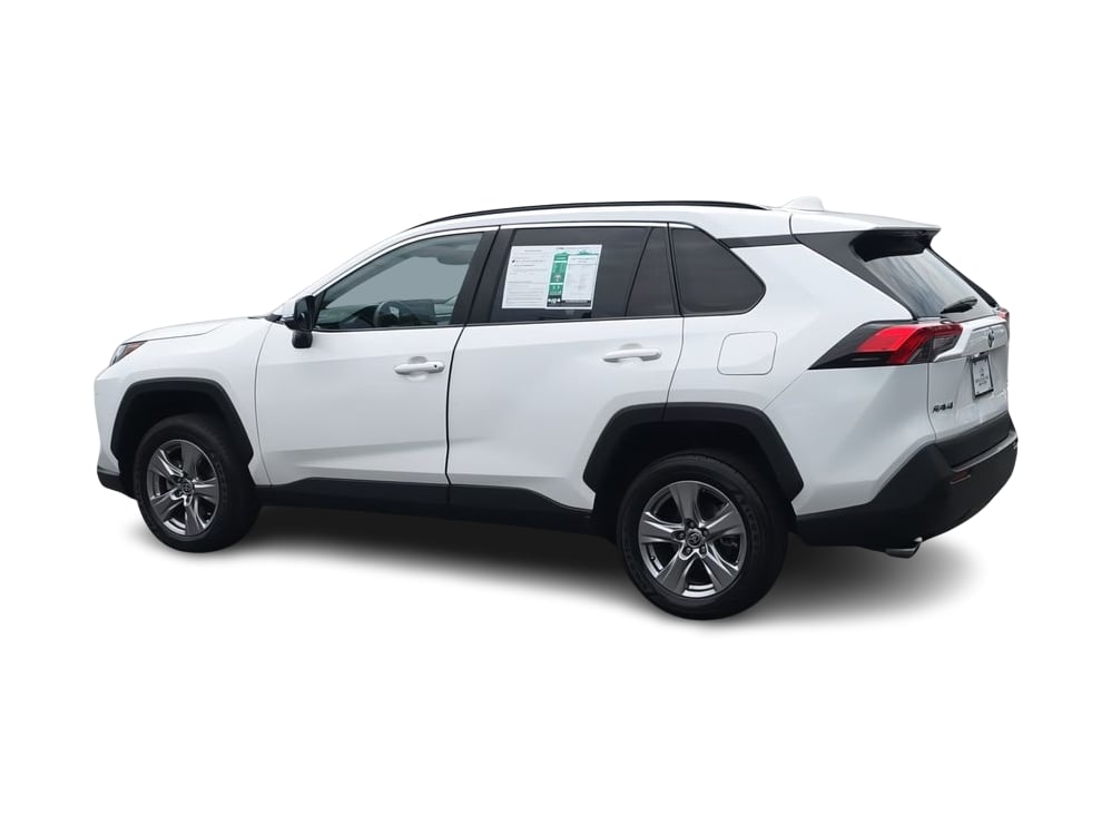 Thumbnail: 2022 Toyota RAV4 - 16